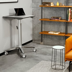 LearnFit® mobiler Steh-Sitz Tisch mit 40.6cm Höhenverstellung und 10 Jahre Garantie- Sitz-Steh-Arbeistplatz, mobiler Schre