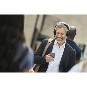 Jabra Evolve2 75 Link380a MS Stereo Stand Black
Lieferumfang: Evolve2 75 headset Black MS, Link 380 BT adapter USB-A MS, E