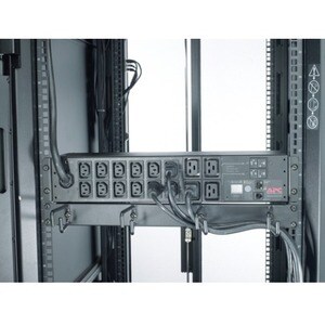 Unité de distribution d'alimentation APC by Schneider Electric - Mesuré - IEC 60309 32A 2P+E - 4 x IEC 60320 C19 - 230 V A