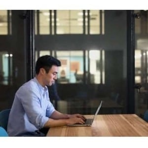 HP EliteBook 850 G8 39,6 cm (15,6 Zoll) Notebook - Full HD - Intel Core i5 11. Generation i5-1135G7 - 16 GB - 512 GB SSD -