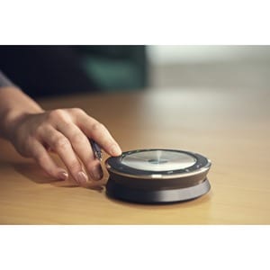 EXPAND SP 30T 
Bluetooth®-Speakerphone mit USB-C-Kabel, BTD 800 USB-Dongle, USB-C- auf USB-A-Adapter und Transporttasche, 