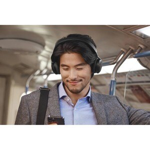 Jabra Evolve2 75 Link380a UC Stereo Black 
Lieferumfang: Evolve2 75 headset Black UC, Link 380 BT adapter USB-A UC,1.2m US