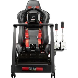  A PROFESSIONAL GRADE COCKPIT