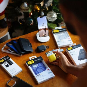 OtterBox für Apple AirPods (1st & 2nd gen), Soft Touch Schutzhülle für Kopfhörer, Gelb